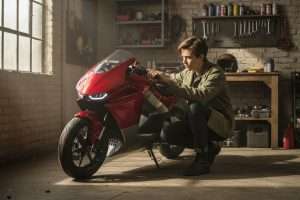 Moto 50cc sportive : choisir son modèle et prévoir son budget
